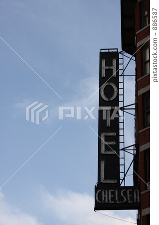 Chelsea Hotel 886587