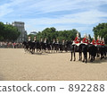 alternants, changing of the guard, royal guard 892288