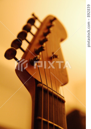 釘 弦 吉他 892839