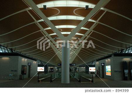 international airport, ceiling, moving walkway 894399