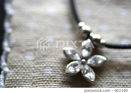 項鍊 項鍊 901390