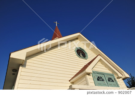 Church and blue sky Church and blue sky 902007