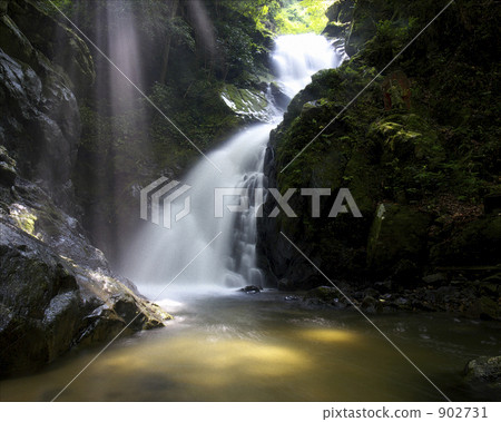 Takino Falls 902731