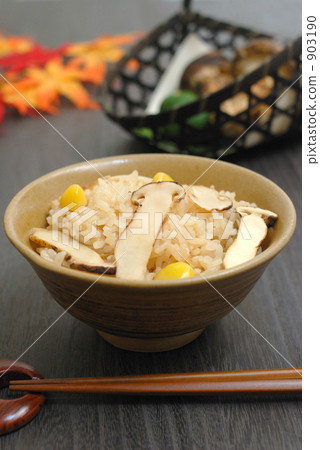 Matsutake mushroom rice 903190