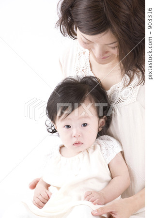 gaze, stare at, mother and child 903316