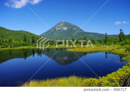 lake rausu, mount rausu, shiretoko 906727