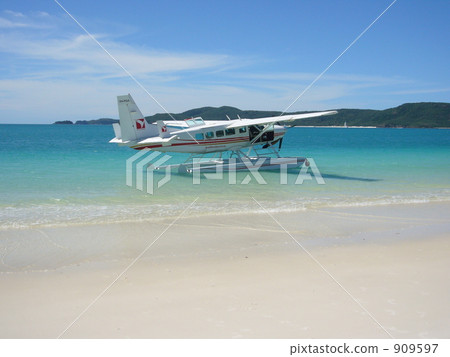 Whitehaven beach seaplane Whitehaven beach seaplane 909597