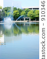Fountain and pond 910346
