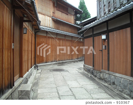 Where you want to walk 910367