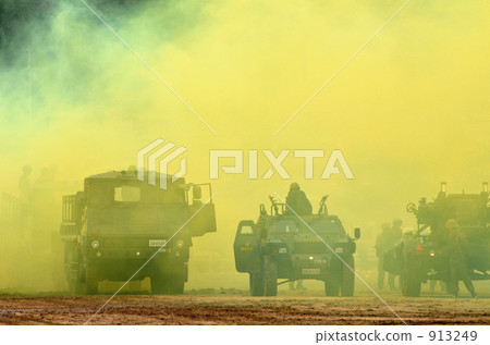 Garrison training 913249