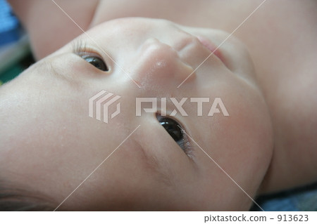 Infant's clear eyes Infant's clear eyes 913623