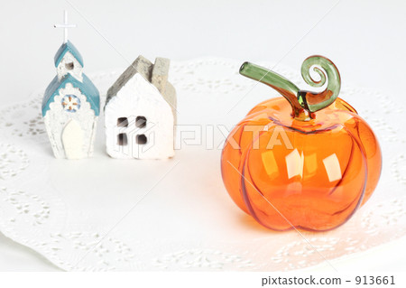 Pumpkin with church and farmer Pumpkin with church and farmer 913661