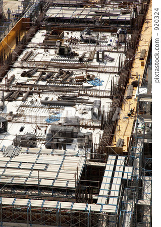 施工現場 920324