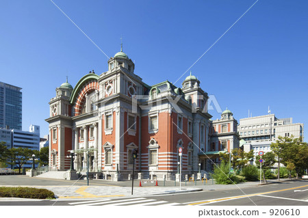 Osaka City Central Public Hall 920610