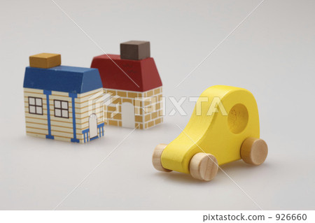 Toy car and house Toy car and house 926660