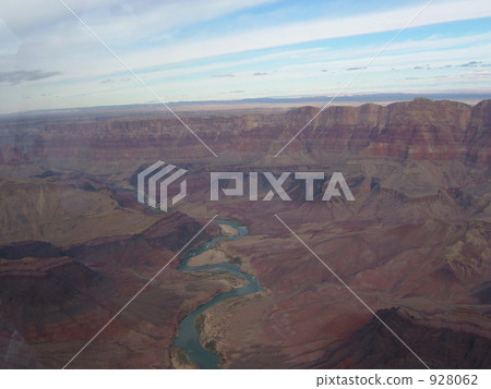 Grand Canyon from the sky 928062