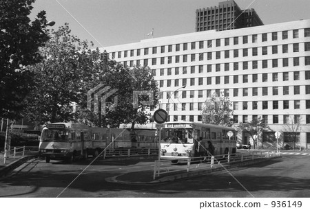 Marunouchi Building and Tokyo Station Bus Terminal Showa 56 936149