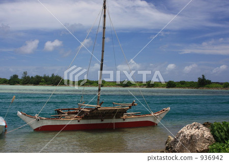 Paseo海灘和船 936942