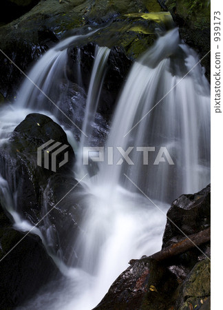 Kanbon Falls Kanbon Falls 939173