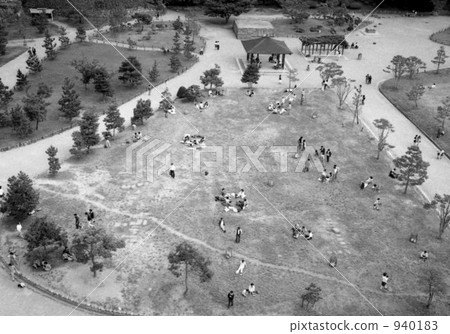 Showa's holiday 940183