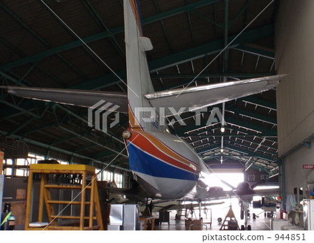 hangar, aircraft hangar, air plane 944851
