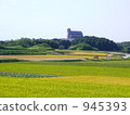 Country and tombs 945393