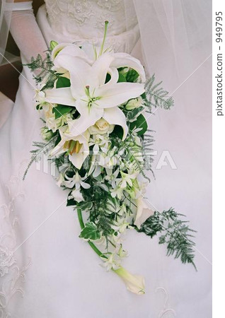 A bride's bouquet 949795