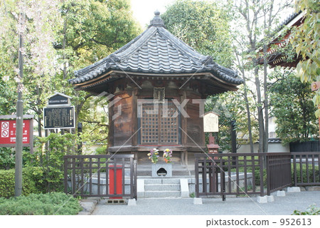 Asakusa Rokkakudo Asakusa Rokkakudo 952613
