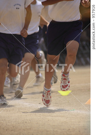 sports shoe, sports shoes, marathon 957916