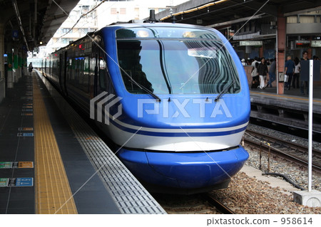 Train trip Train trip 958614