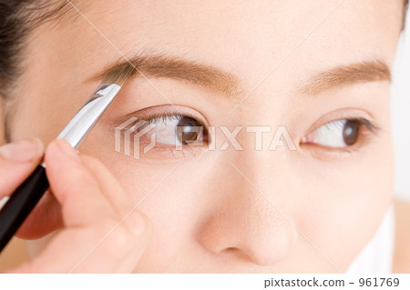 一個挑眉的女人 一個挑眉的女人 961769