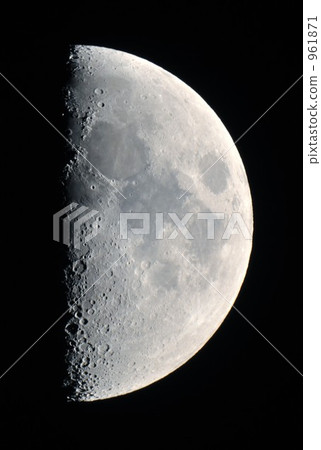 First quarter moon First quarter moon 961871
