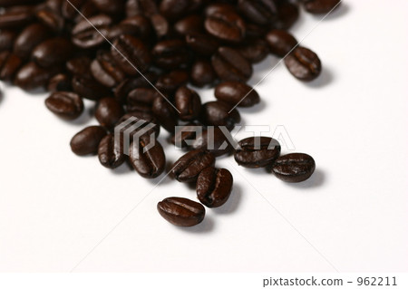 A collection of coffee beans 962211