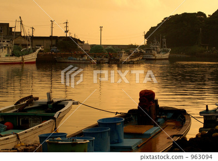 Uchinoura漁港的早晨 Uchinoura漁港的早晨 963094