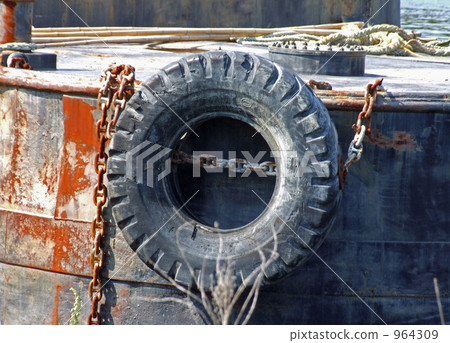 Tire Tire 964309