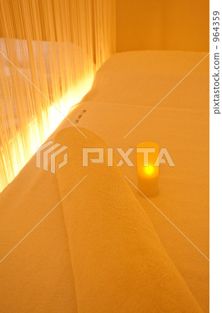 massage, massaged, massaging 964359