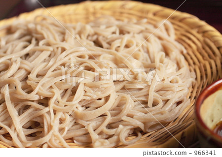 有霧的蕎麥麵A. 有霧的蕎麥麵A. 966341