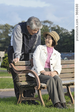 老夫妻 老夫妻 966680