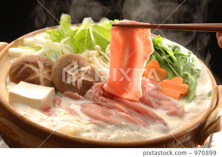 soy milk hot pot, food cooked in a pot, cooking in a pot 970899