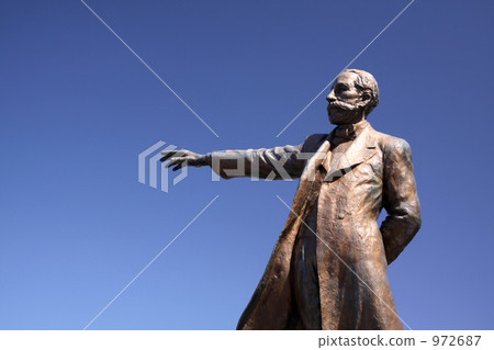 克拉克博士 972687