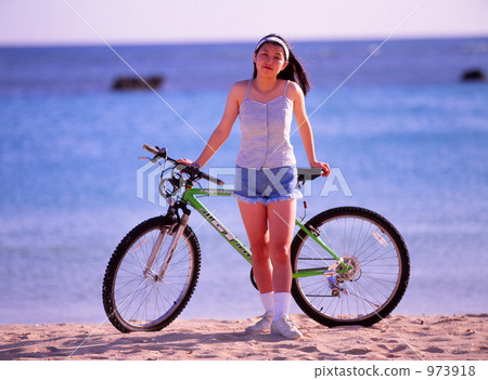 自行車 腳踏車 女生 973918