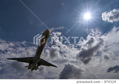 airplane airplane 974329