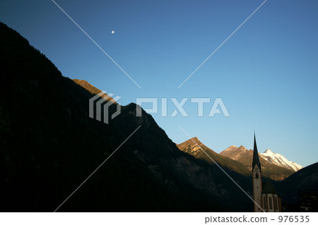 mountain, the catholic church, sky 976535