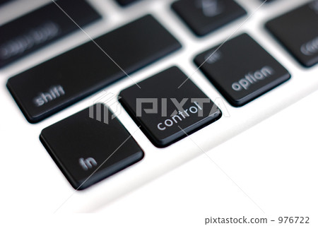 Control (strong blur Ver.) 976722