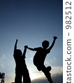 Brothers silhouette 982512