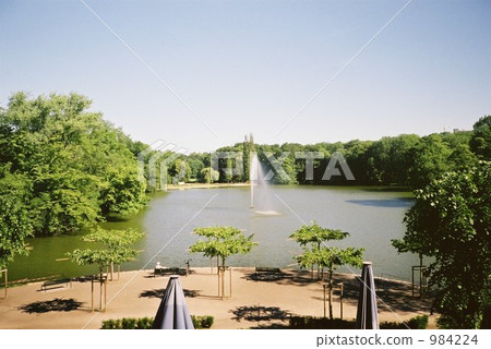 噴泉 公園 古龍香水 984224