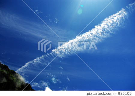 天空上的雲 985109