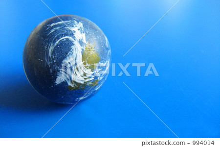 The Globe, earth, earth' 994014