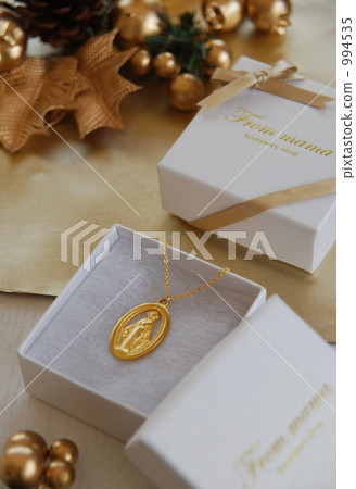 Melia gold watches gold medal necklace for Christmas gift Melia gold watches gold medal necklace for Christmas gift 994535
