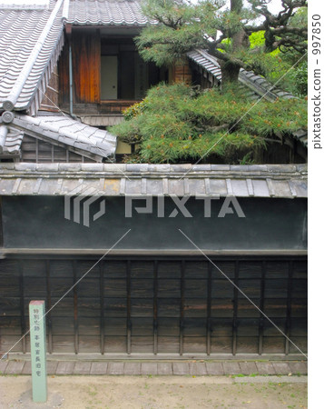 President of Motoosaki residence in Matsusaka castle ruins 997850